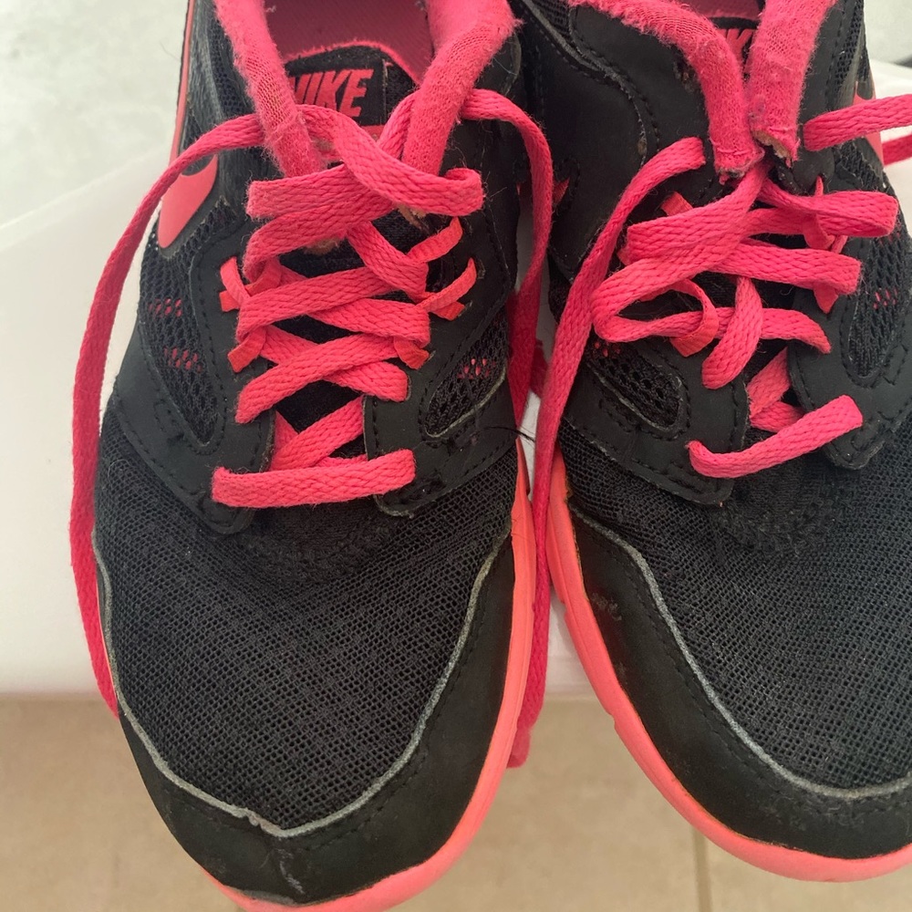 Nike shoes